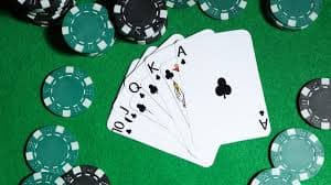 Live blackjack dealer at berlian888 slot